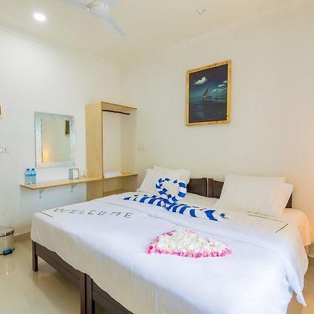 Kirulhiya Maldives Hotel Omadhoo Екстериор снимка