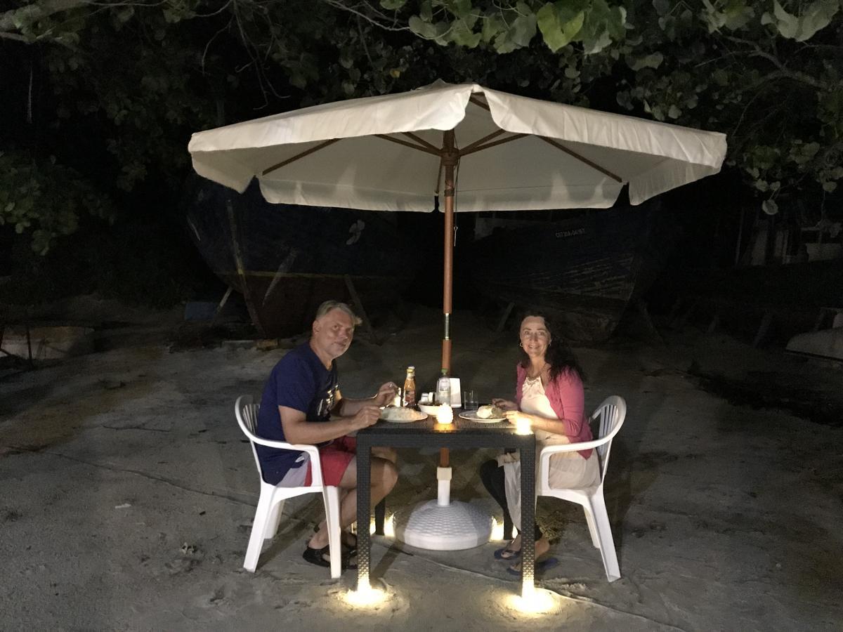 Kirulhiya Maldives Hotel Omadhoo Екстериор снимка